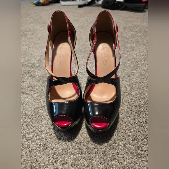 Black and Red Peep Toe Heels - Picture 1 of 4